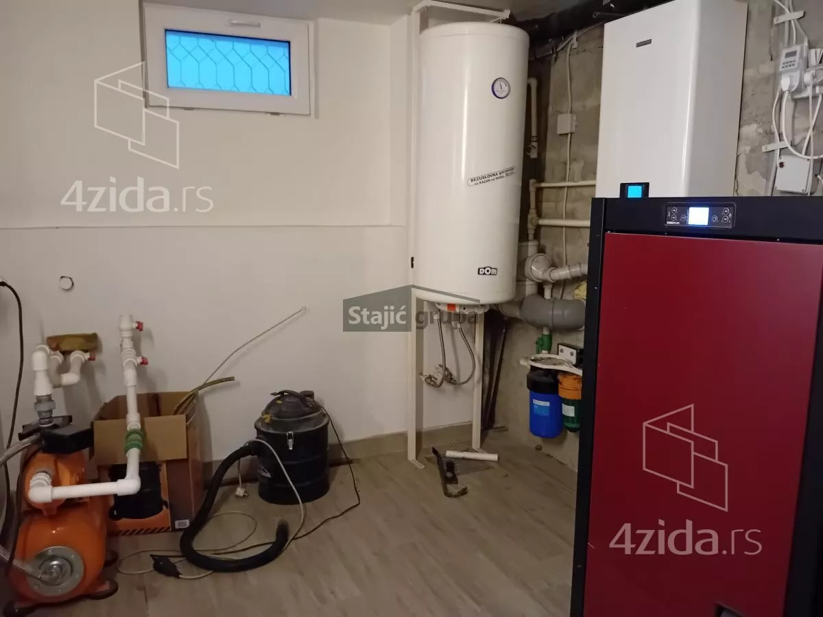 Kuća | 4zida