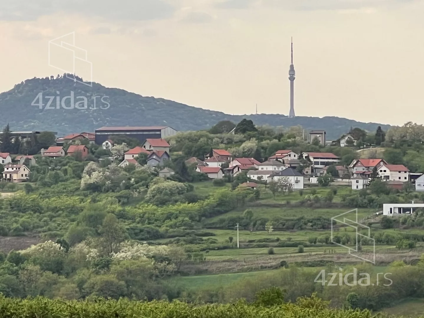 Građevinsko zemljište | 4zida
