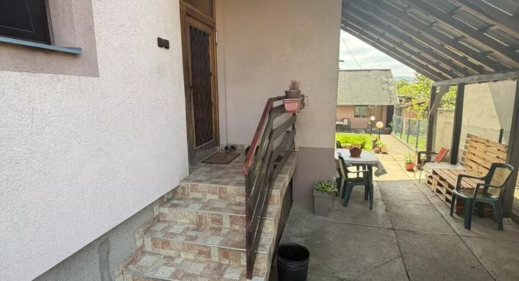 3-etažna kuća | 4zida