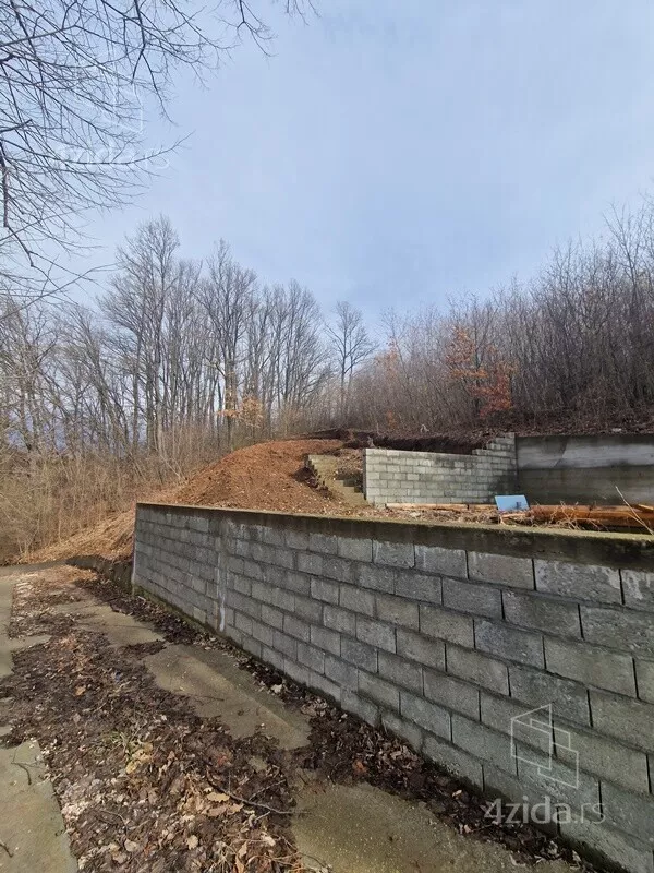 Građevinsko zemljište | 4zida