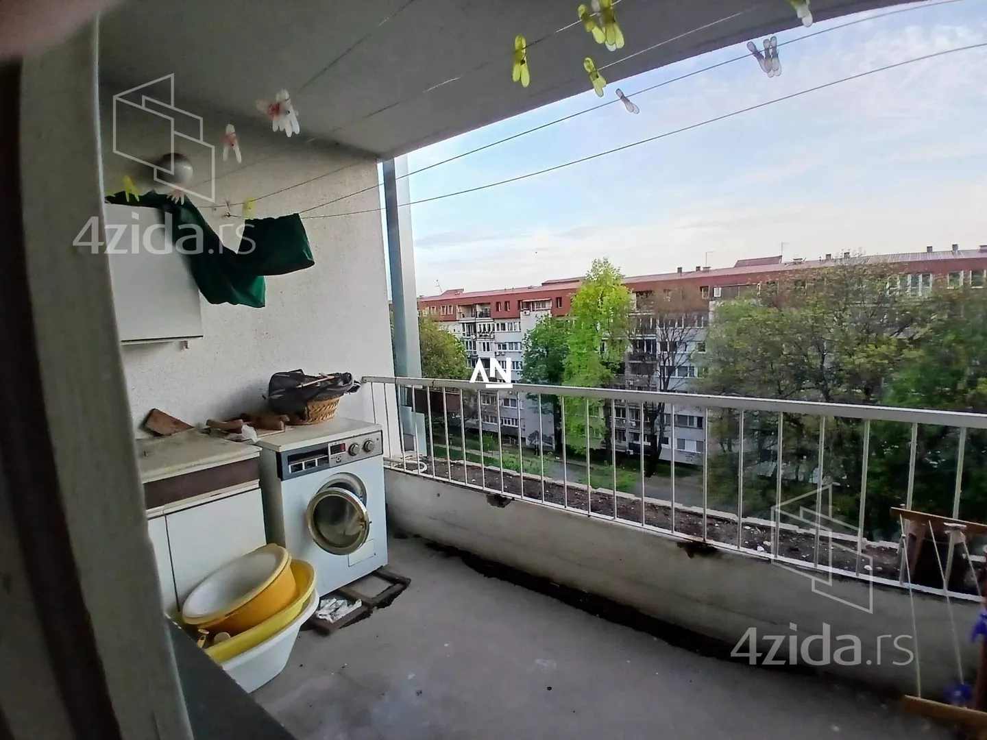 Jednoiposoban stan | 4zida