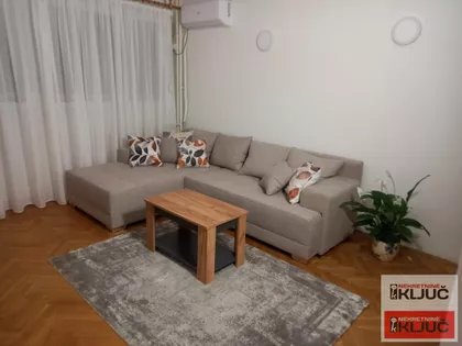 Bulevar Oslobođenja | 4zida.rs