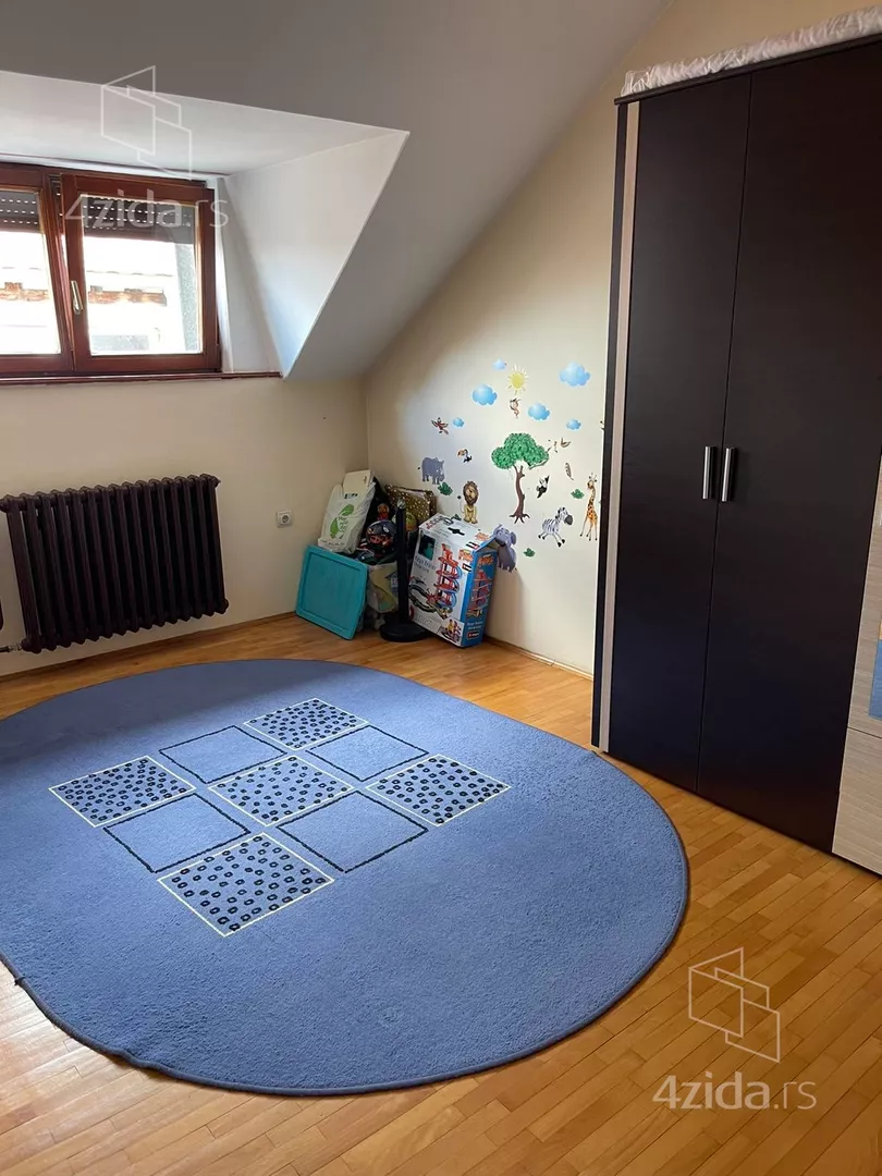 3-etažna kuća | 4zida