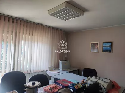 Emila Zole | 4zida.rs