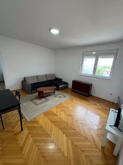 Milice Janković | 4zida.rs