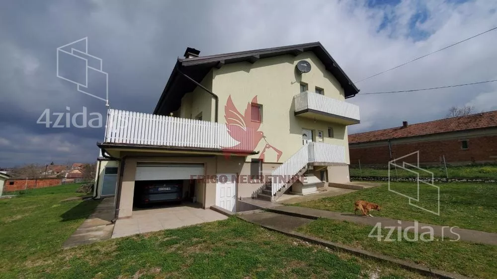 3-etažna kuća | 4zida