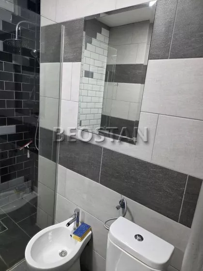 Dzona Kenedija | 4zida.rs