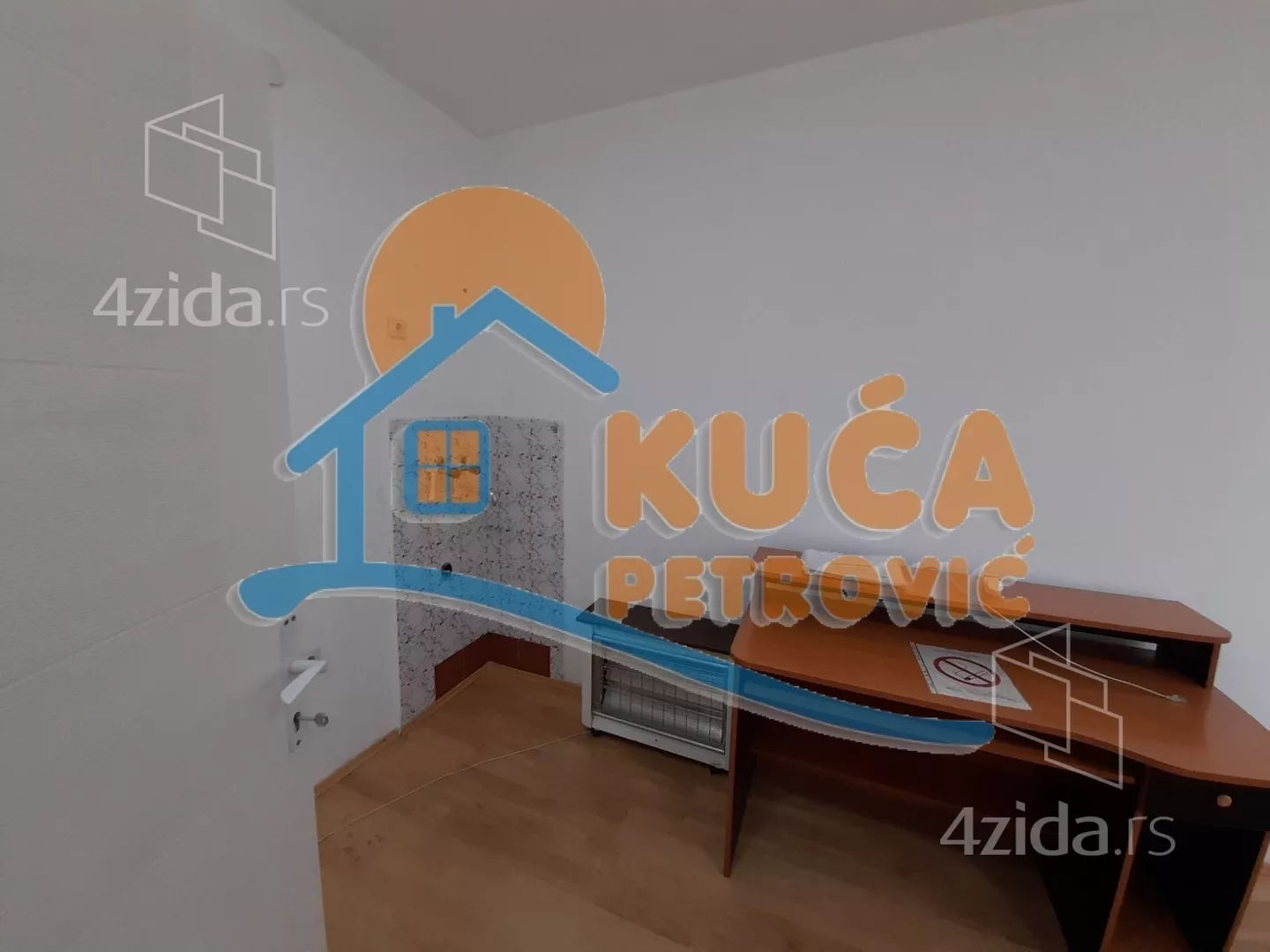 Lokal | 4zida