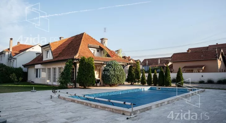 Kuća | 4zida