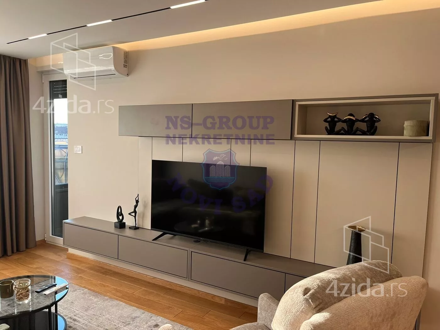 Jednoiposoban stan | 4zida