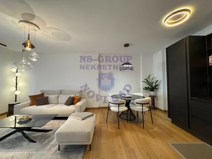 Trg Komenskog | 4zida.rs