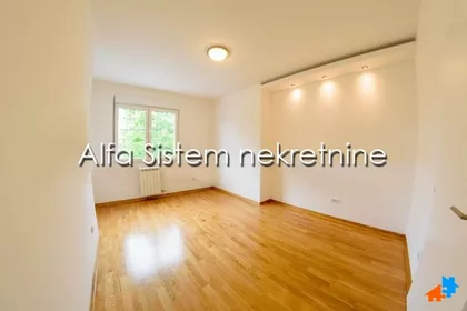 Lekino Brdo | 4zida.rs