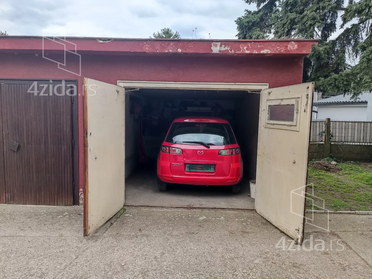 Garaža | 4zida