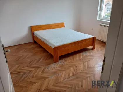 Lipov Gaj | 4zida.rs