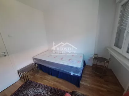 Karađorđev Trg | 4zida.rs