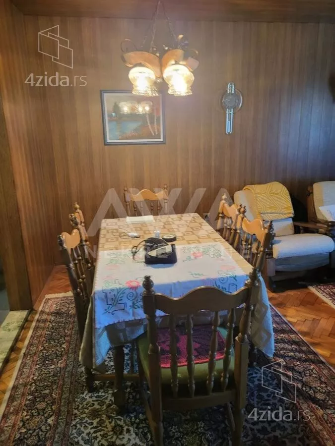 Kuća | 4zida