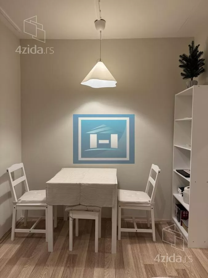 Garsonjera | 4zida