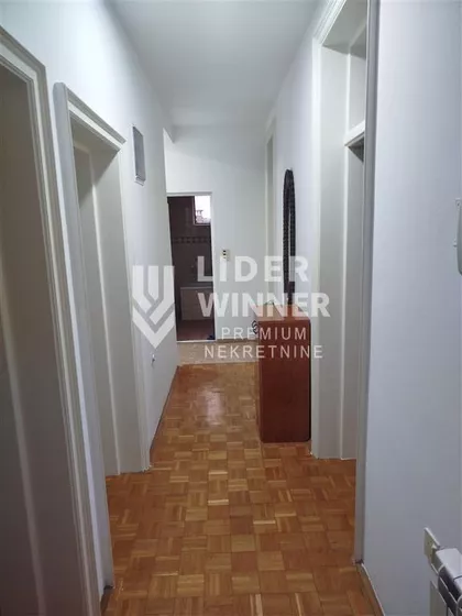 Vojvode Vlahovića | 4zida.rs