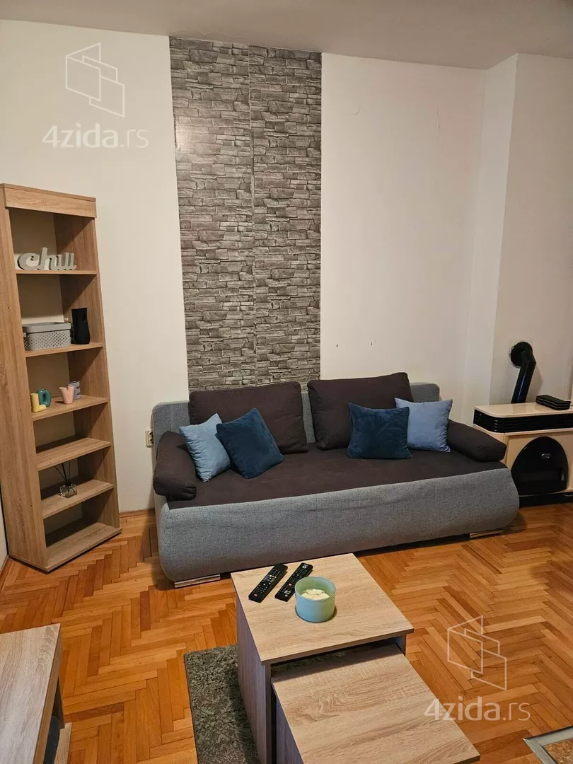 Garsonjera | 4zida