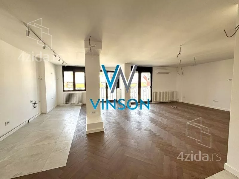 Četvoroiposoban stan | 4zida