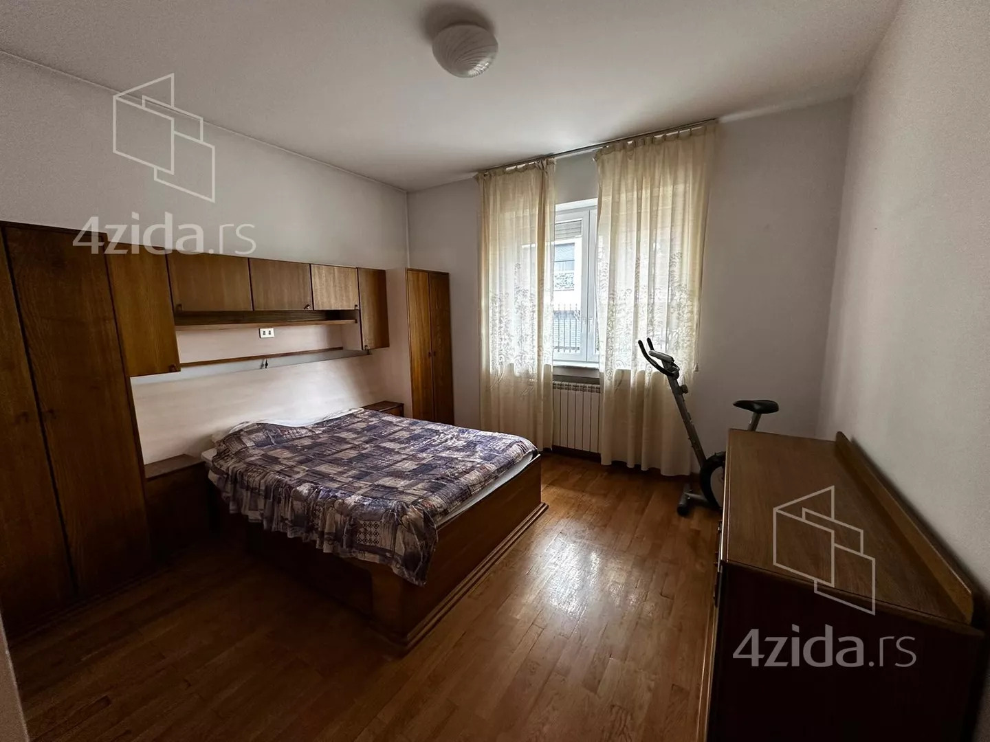 4-etažna kuća | 4zida