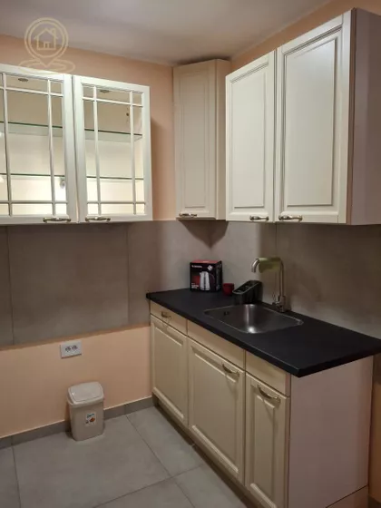 Autokomanda | 4zida.rs