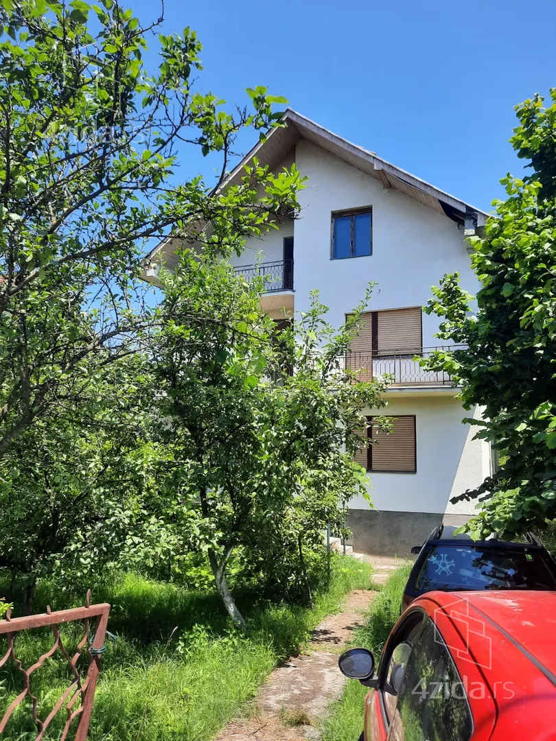 3-etažna kuća | 4zida