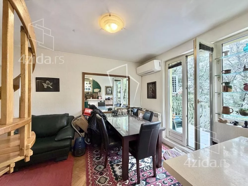 Petosoban stan | 4zida