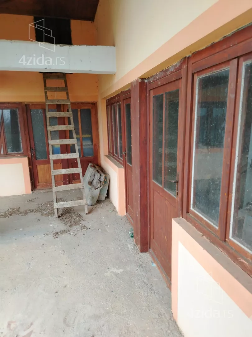 3-etažna kuća | 4zida