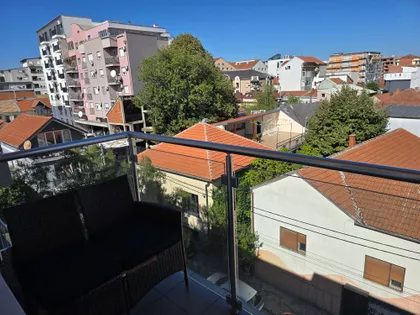 Cetinjska 8 | 4zida.rs