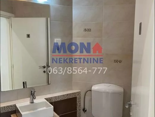 Šestosoban stan | 4zida