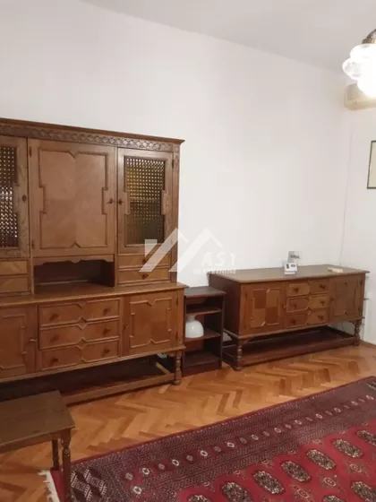 Ustanička | 4zida.rs