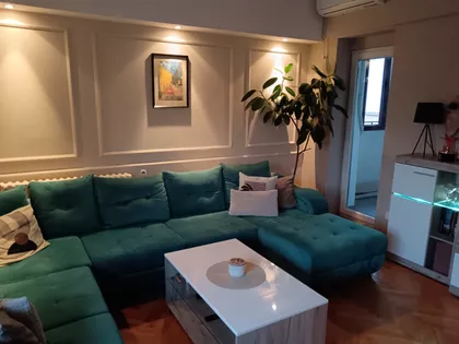 Pavla Papa | 4zida.rs