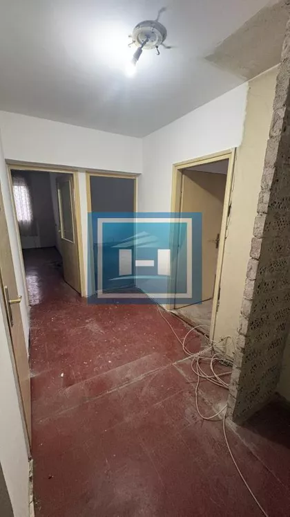 Vašarište | 4zida.rs