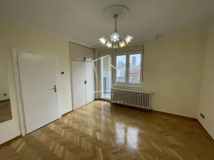 Senjačka | 4zida.rs