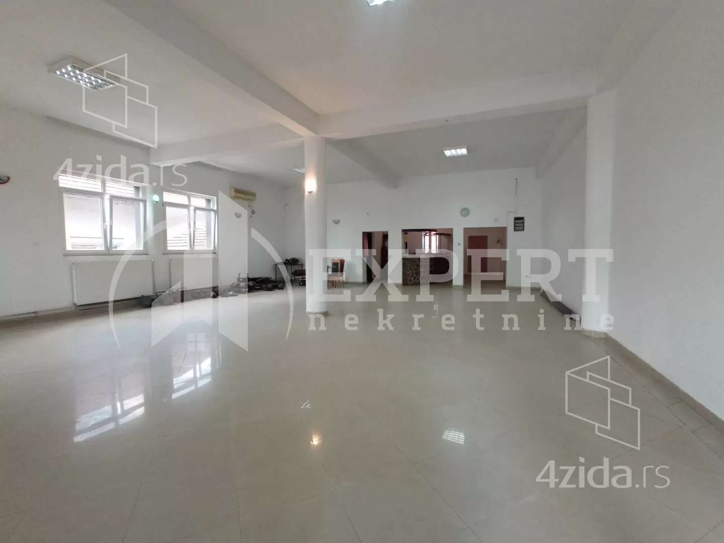 Lokal | 4zida
