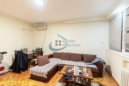 Albanske spomenice | 4zida.rs