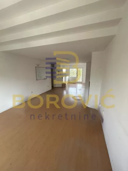 Autokomanda | 4zida.rs