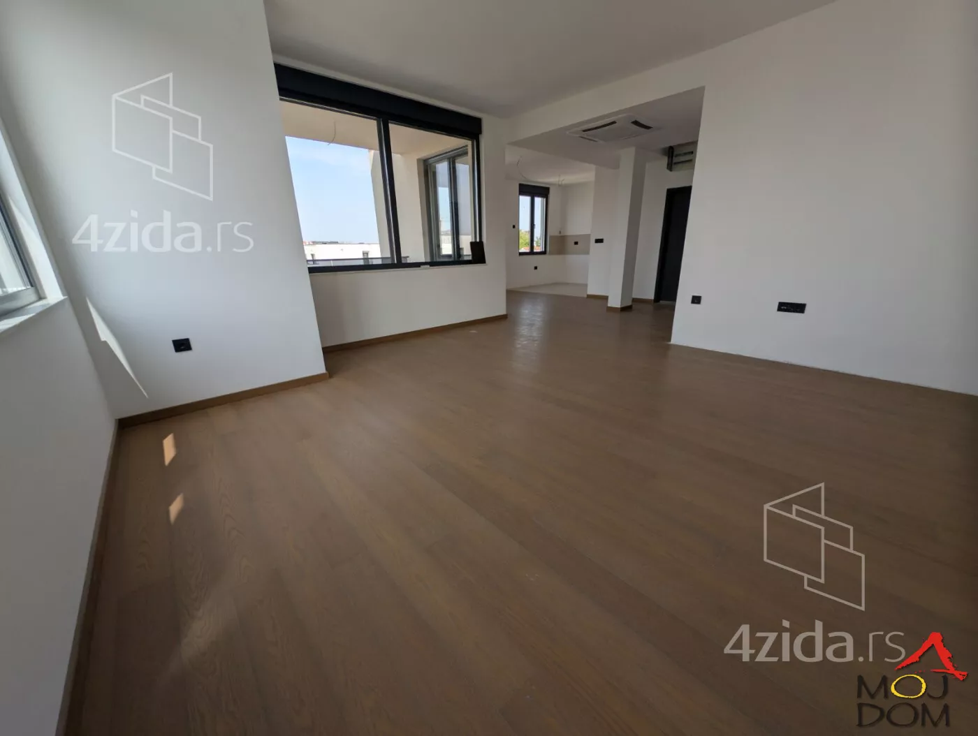 Petosoban stan | 4zida