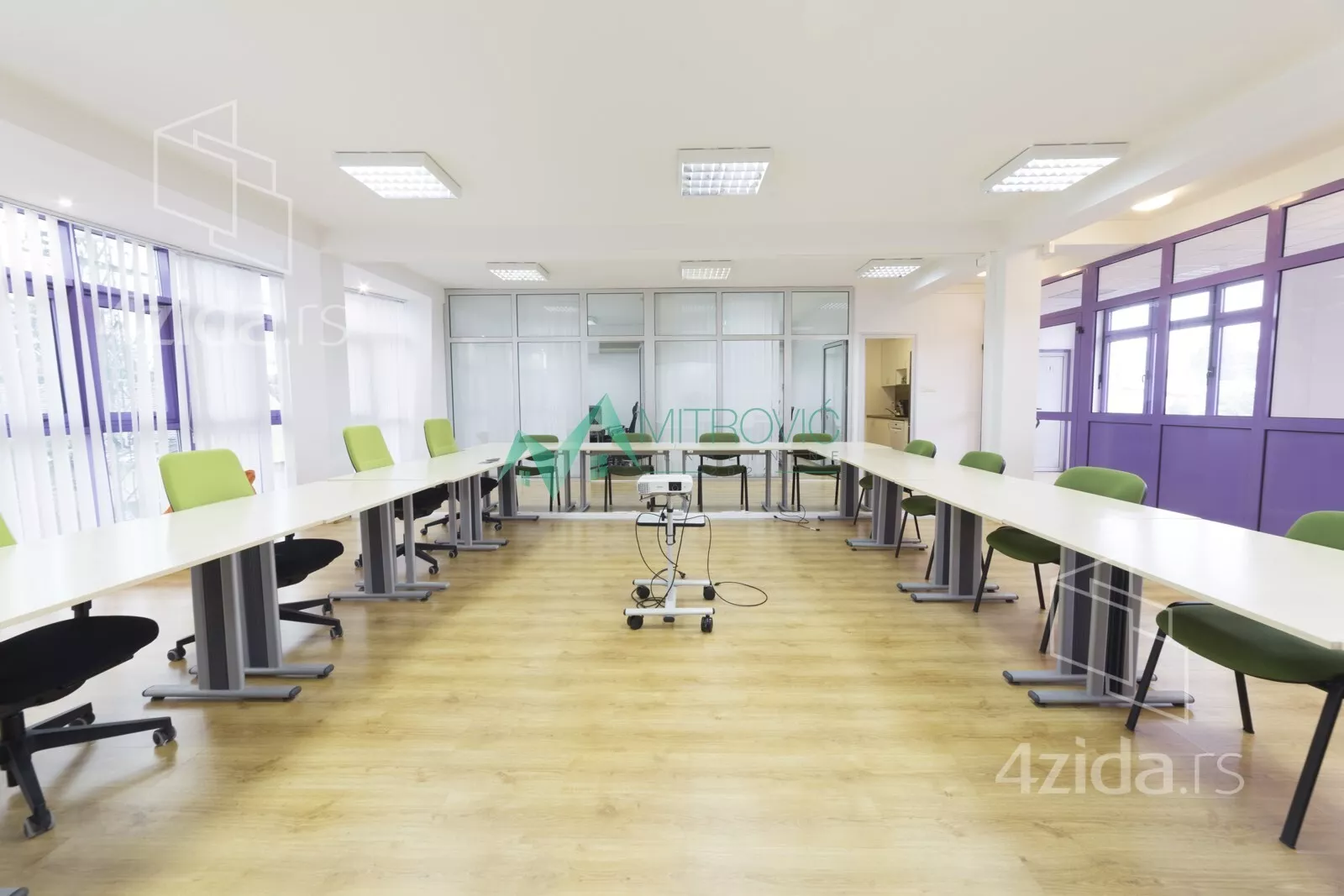 Poslovni prostor | 4zida