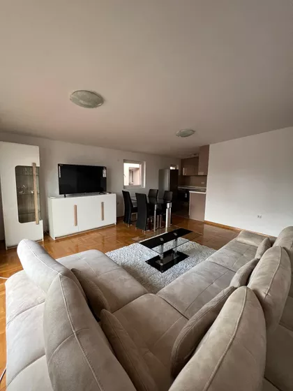 Lekino Brdo | 4zida.rs