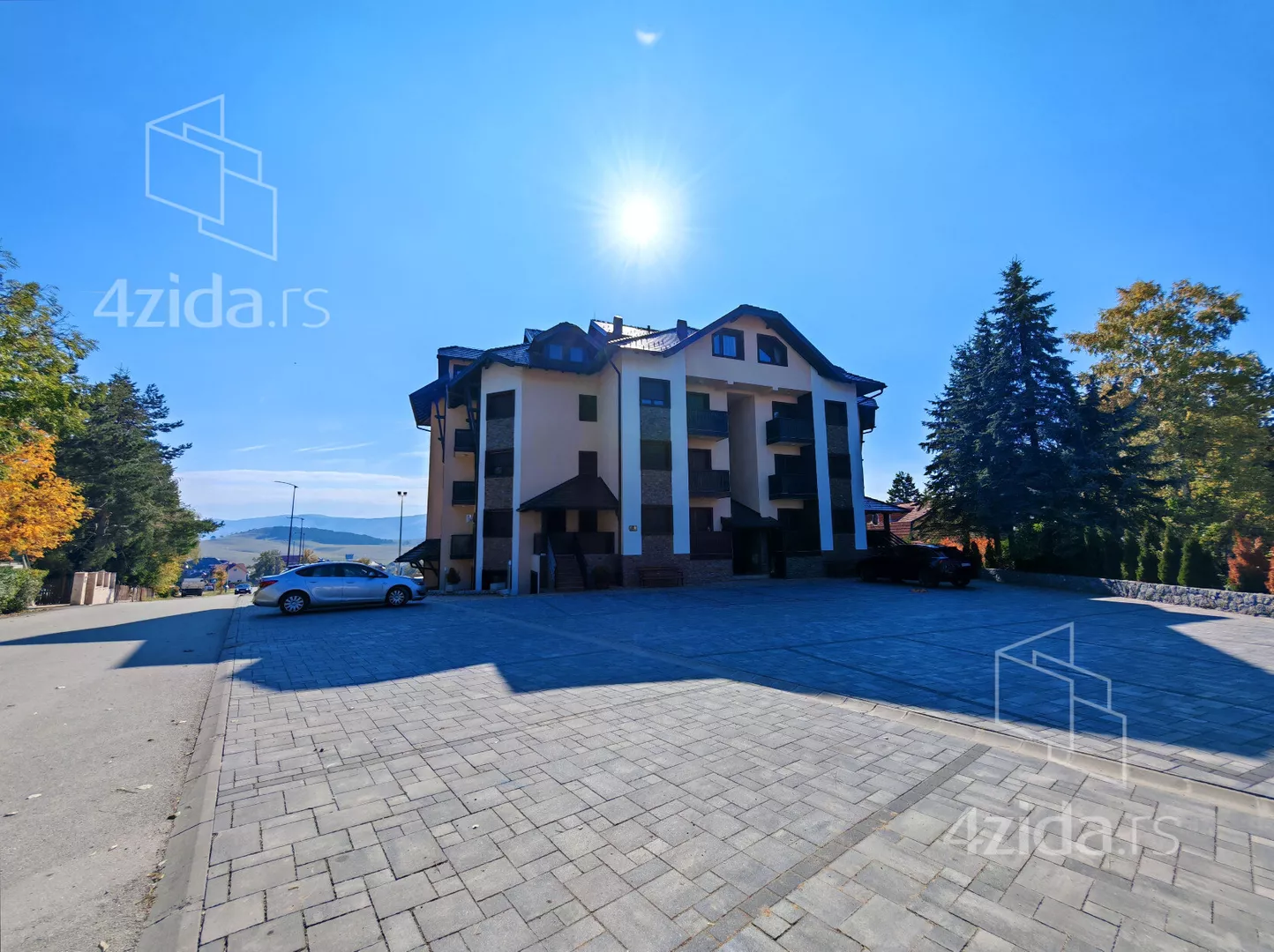 Dvoiposoban stan | 4zida