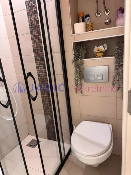 Koče Kapetana 51 | 4zida.rs