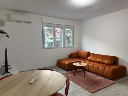 Dr Nika Miljanića 1 | 4zida.rs