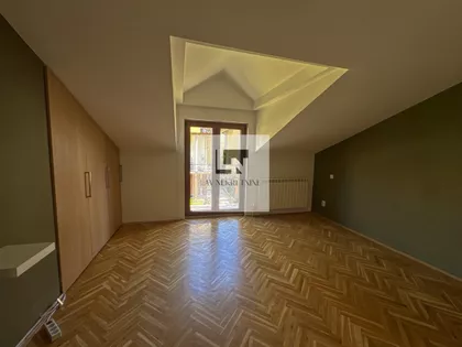 Novo Groblje | 4zida.rs