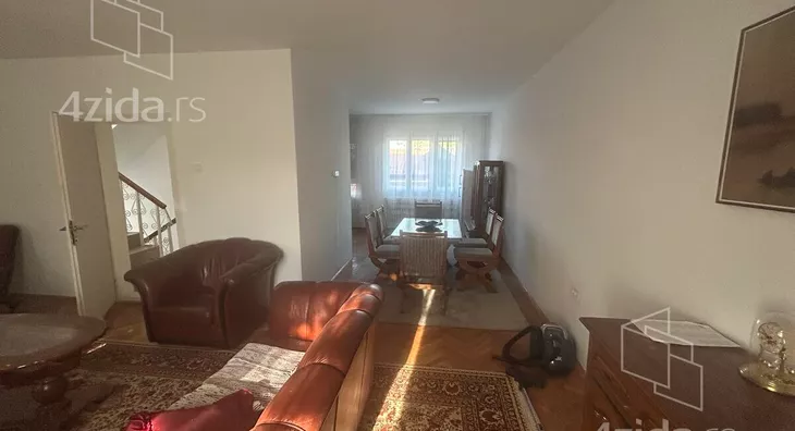 3-etažna kuća | 4zida