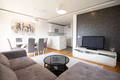 Niška 6B | 4zida.rs