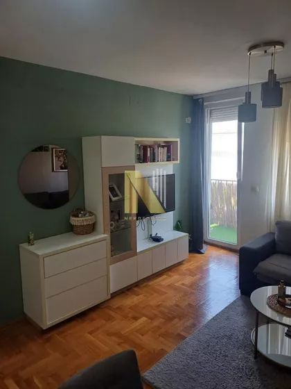 Banatić | 4zida.rs