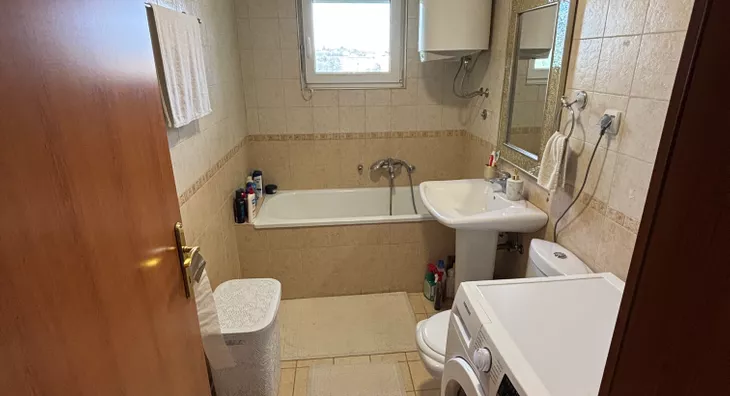 Šestosoban stan | 4zida