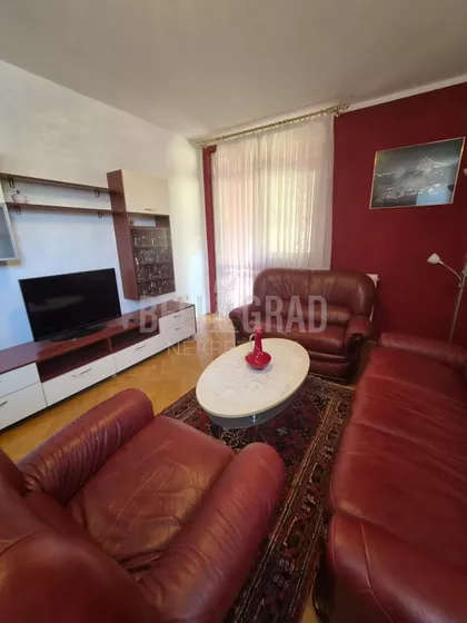17. oktobra | 4zida.rs